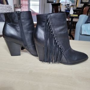 Ankle boot fringe